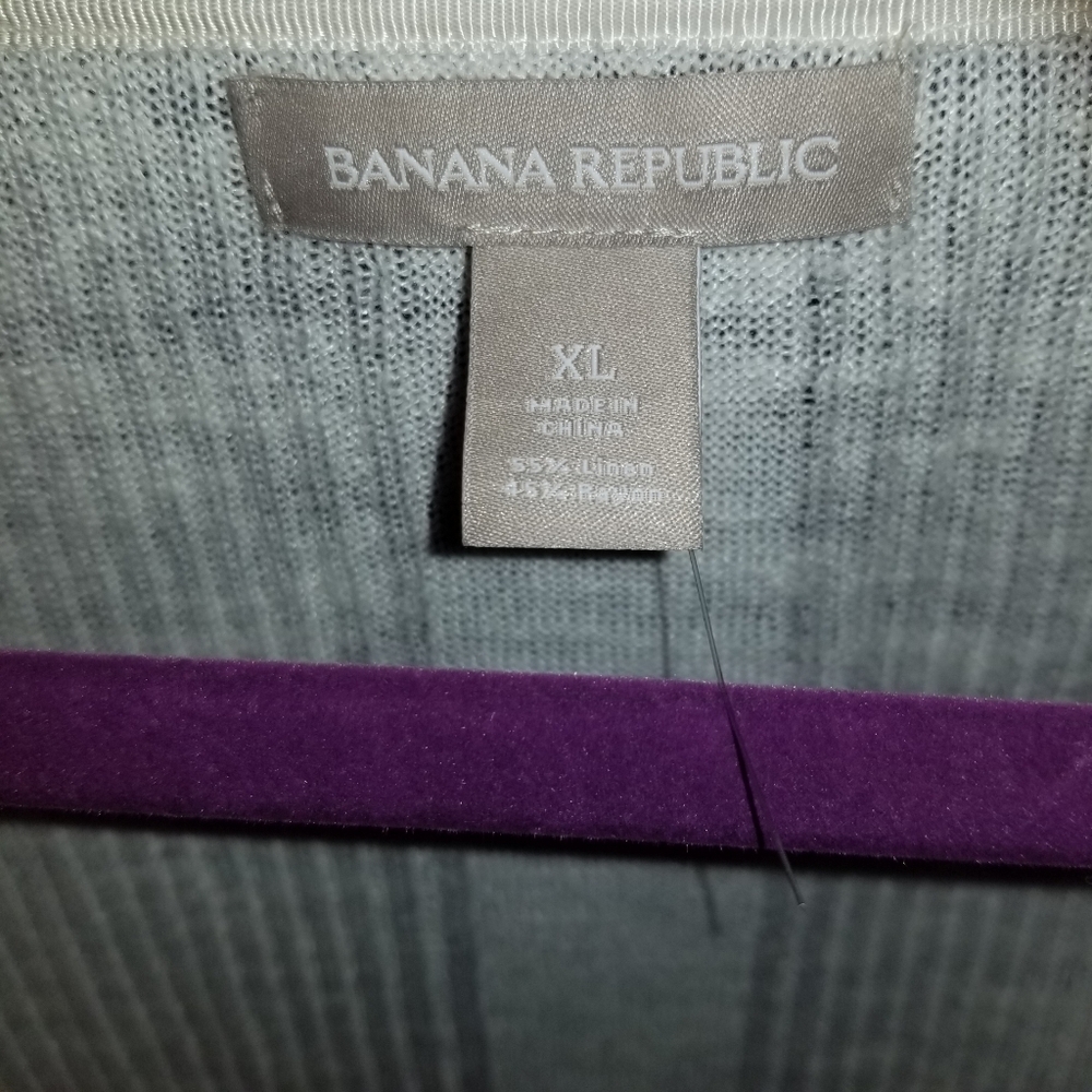 Whit light weight cardigan